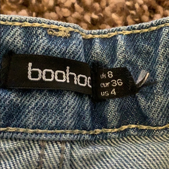 Mom Jeans - Picture 2 of 2